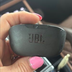 JBL Black Wireless Earbuds